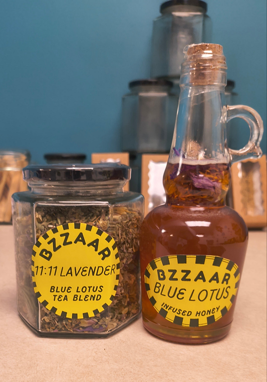 Bee's Knees Bundle - One infused honey + one 2oz blend of tea, the perfect pair for your daily ritual.
